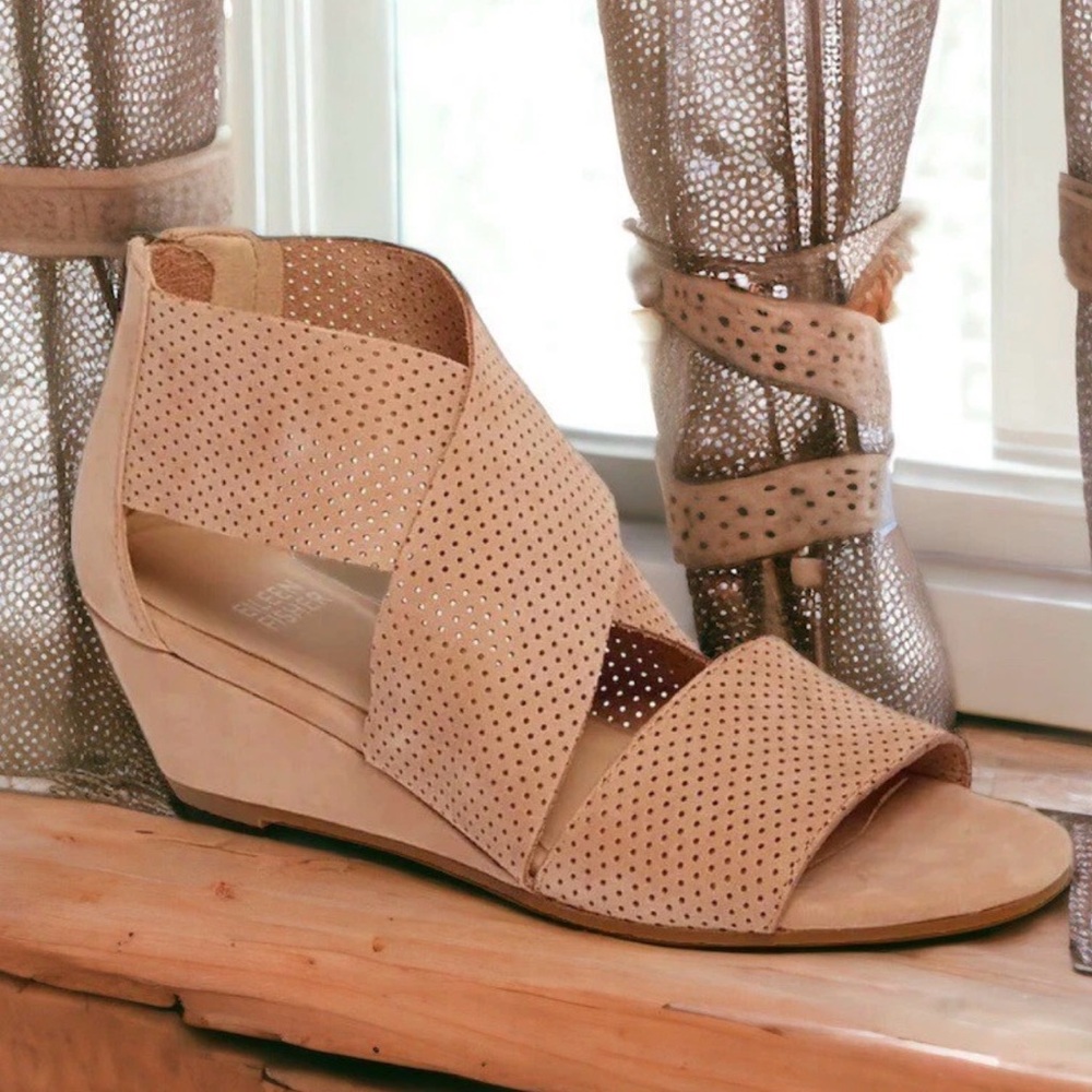 Eileen Fisher Leather Wedge Sandals 8.5 Wheat Perforated Shoe Back Zip
